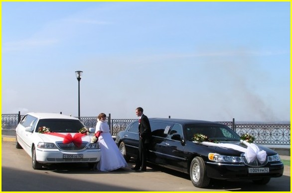 Заказ свадебных автомобилей. Лимузины, автобусы на свадьбу в Перми