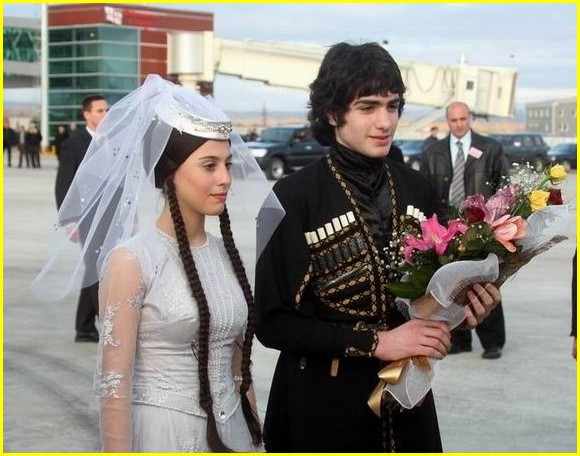 Кавказские обычаи свадебного застолья 